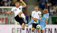 Podolski: "Ne razmišljam o odlasku"