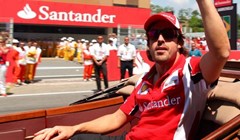 Alonso ljut na kišu i na Buttona