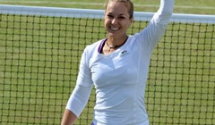 Od nosila do naslova