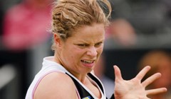 Clijsters teško s Rumunjkom