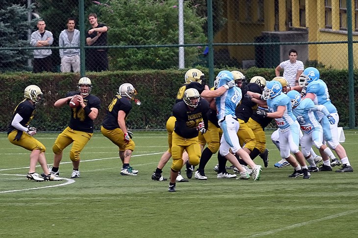 Zagreb Patriotsi u finalu Challenge Bowla