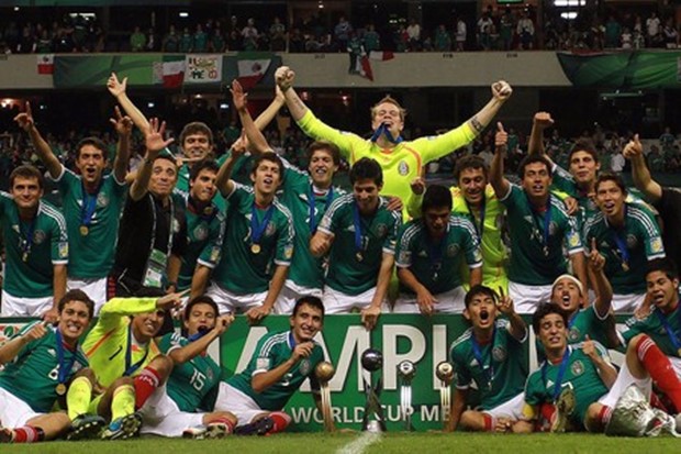 Meksiko U17 prvak pred 100.000 navijača