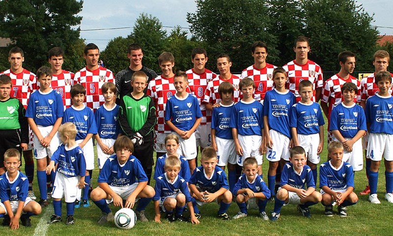 Mlada Hrvatska proslavila sa Slogom