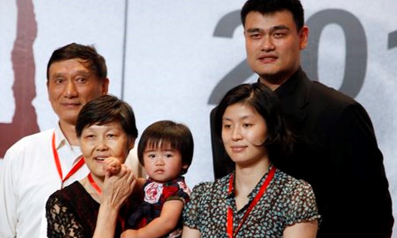 Yao Ming službeno u mirovini