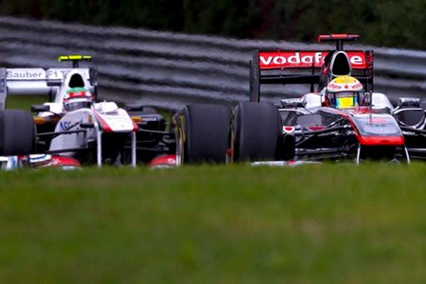 Hamilton prebrz za konkurenciju