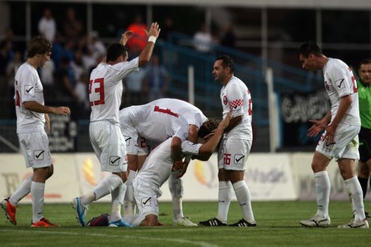 Trica u mreži Karlovca