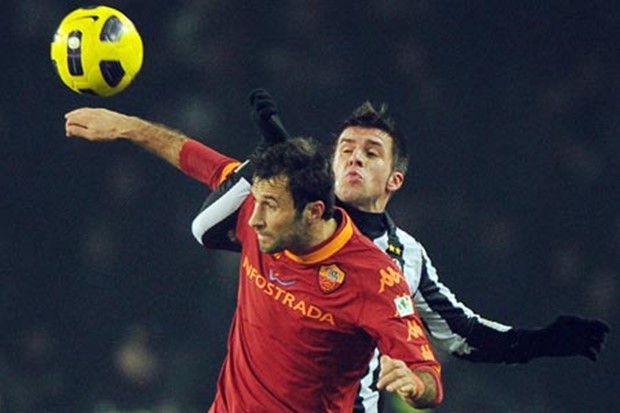 Vučinić počeo s otplatom