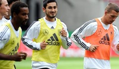 Löw: "Götze počinje protiv Brazila"