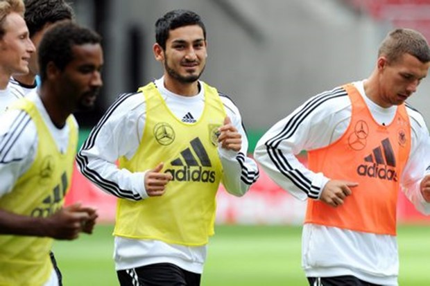 Löw: "Götze počinje protiv Brazila"