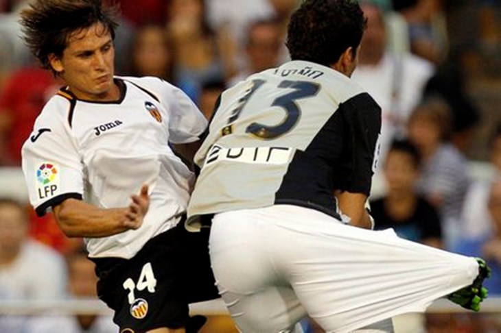 Video: Mestalla slavi Roberta Soldada