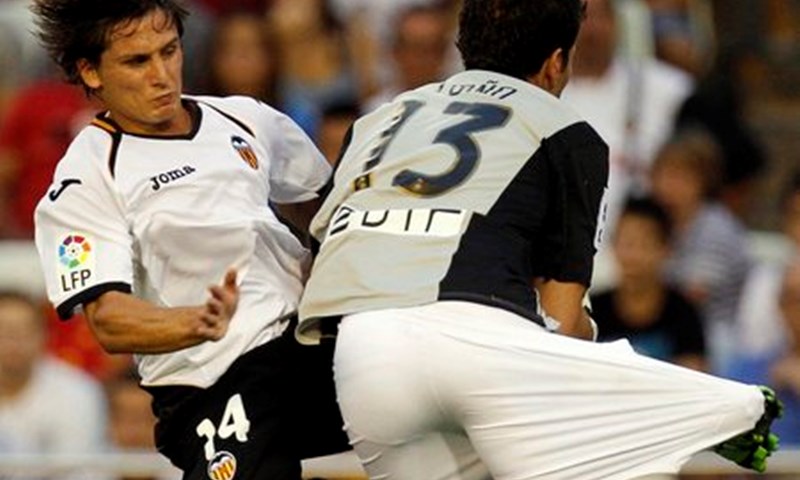 Video: Mestalla slavi Roberta Soldada