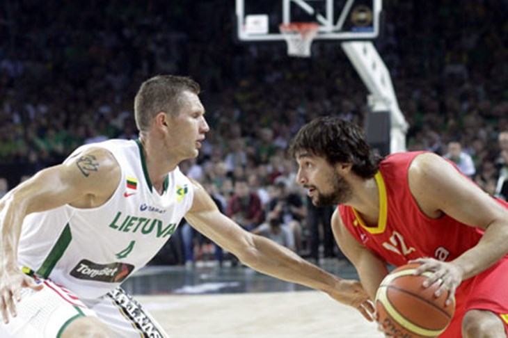 D. Lavrinovič i Erden out