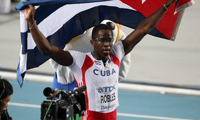 Robles diskvalificiran