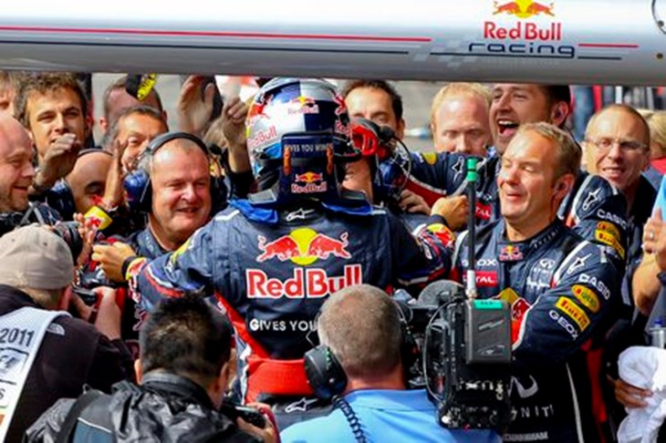 Vettel: "Dug je put do naslova prvaka"
