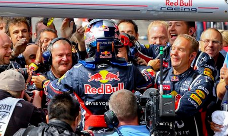 Vettel: "Dug je put do naslova prvaka"