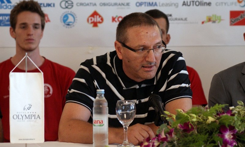 Anđelko Matov zamijenio Velića na klupi Jollyja JB