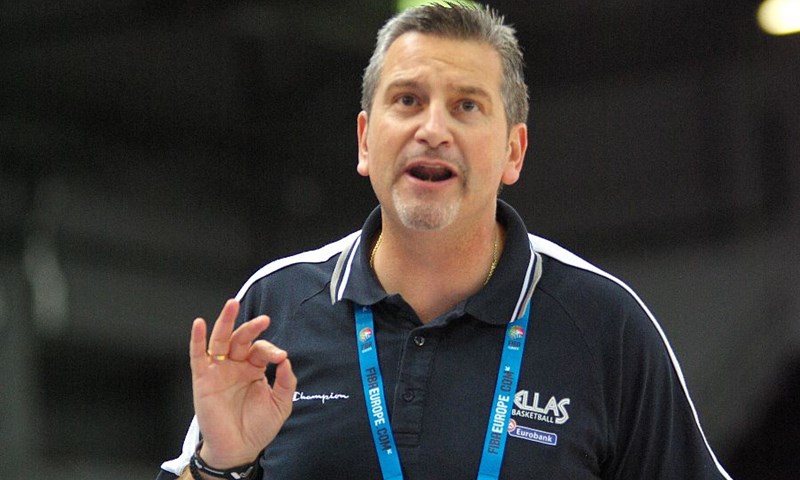 Marko Popović ostao bez trenera