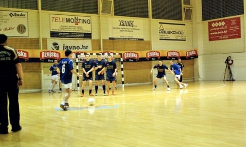Cvjetnom zaslužena titula, Sportnetovci treći