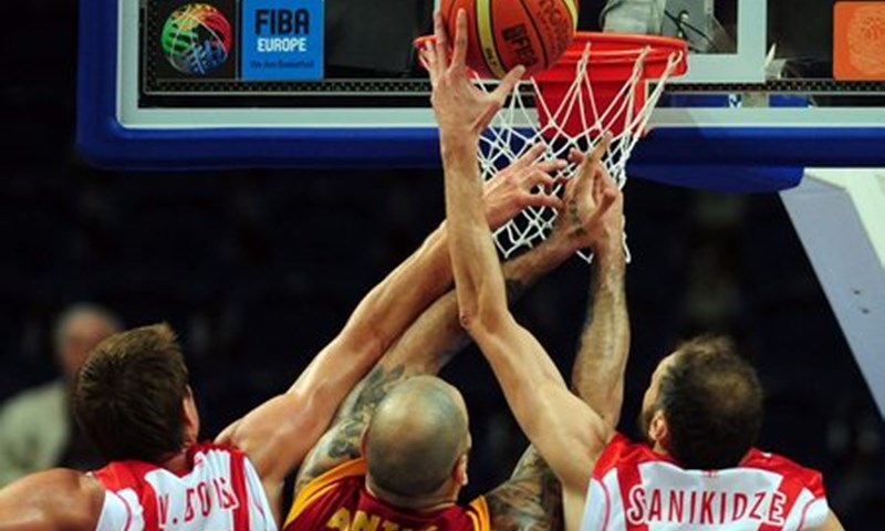 McCalebb opet makedonski junak