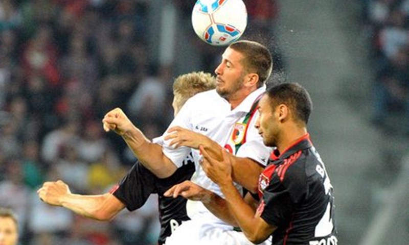 Bayer dominantan u Augsburgu