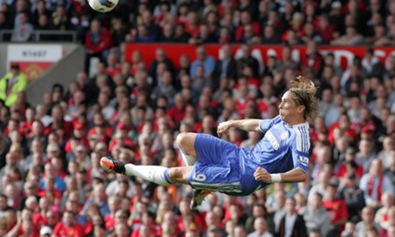 O tempora, o Torres!