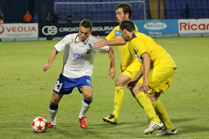 Video: Zubak na ulazu u sučevu nadoknadu spasio Osječane trećeg uzastopnog poraza