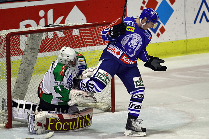 Lamoureux zaključao vrata Znojmu