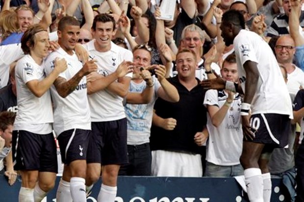 Van der Vaart nezadovoljan pozicijom