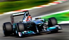Schumacher: "Ponosan sam na Vettela"