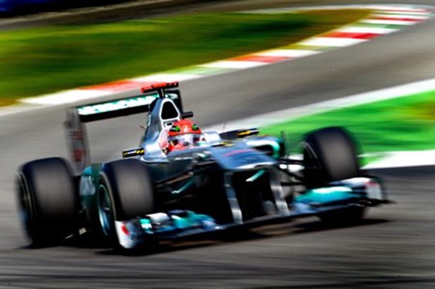 Schumacher: "Ponosan sam na Vettela"