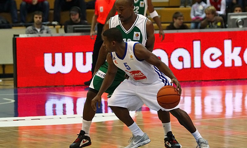 Cibona preživjela i s "crnom rupom"