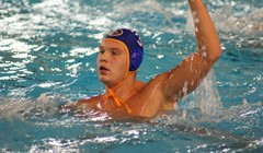 Naši na Posillipo i Dinamo