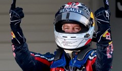 Vettel "lovi" Schumachera