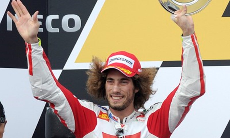 Video: Poginuo Marco Simoncelli