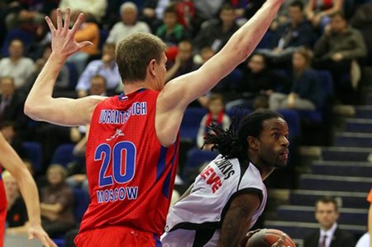 CSKA "riješio" Brose do poluvremena