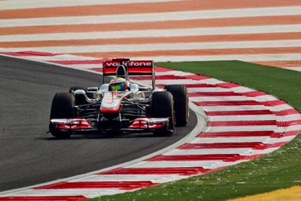 Hamiltonu prvi trening i kazna