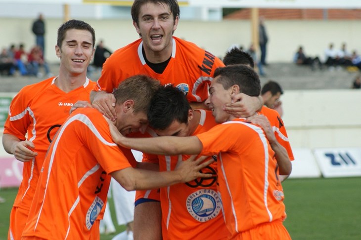 Narančasti "četvorkom" ispratili goste