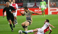 Benfica iz Ajaxa dovela srpskog reprezentativca Miralema Sulejmanija