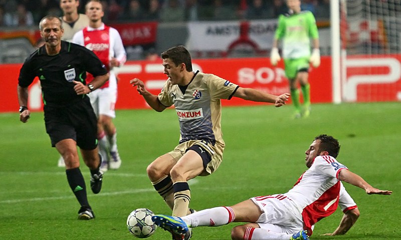 Benfica iz Ajaxa dovela srpskog reprezentativca Miralema Sulejmanija