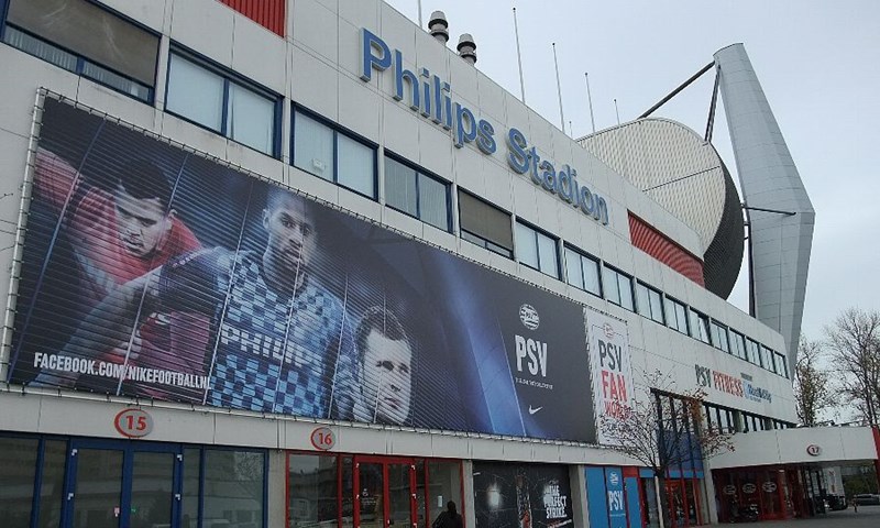 Van Bommel pregovara s PSV-om