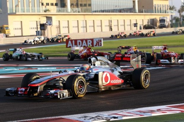 Dvojica kažnjenih, Senna se žali