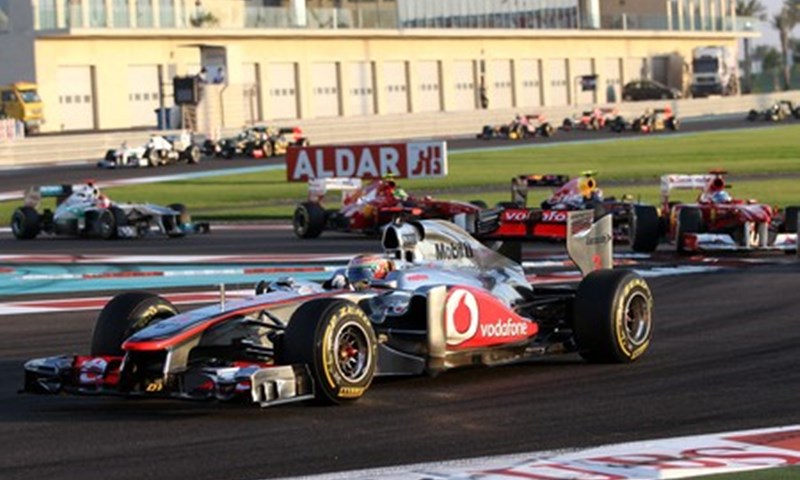 Dvojica kažnjenih, Senna se žali