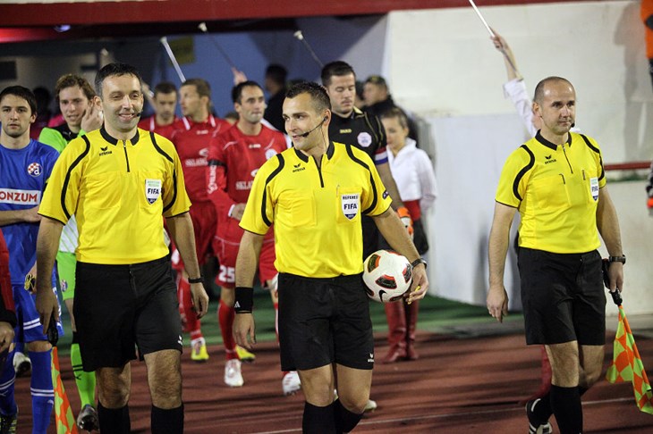 Ivan Bebek u posljednji trenutak delegiran za susret između Chelseaja i Schalkea