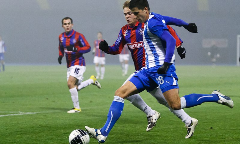 Lokomotiva prešla preko Hajduka