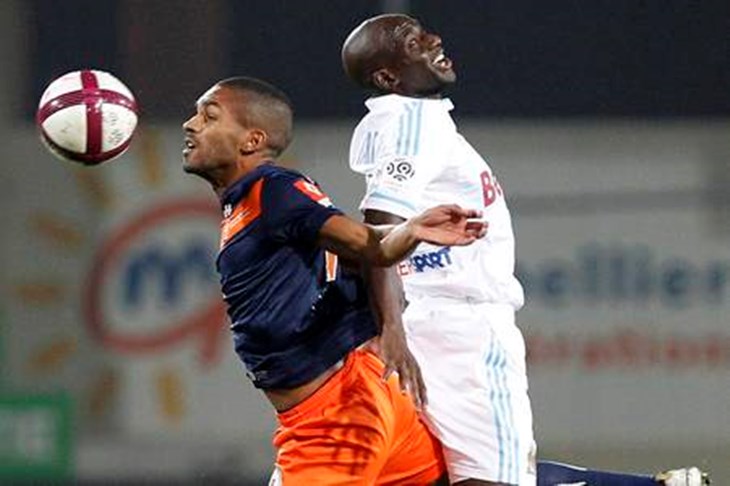 Montpellieru tri boda, Nici tri crvena