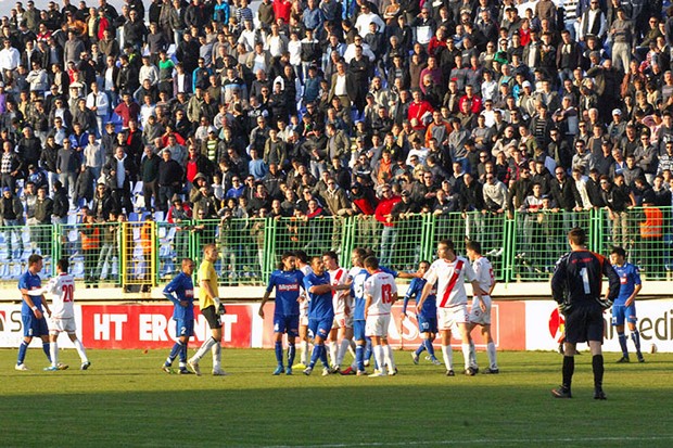 Široki Brijeg i Željezničar u finalu