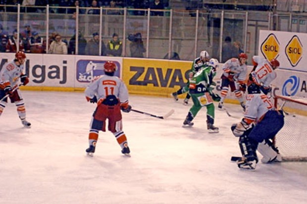 Olimpija prejaka za Jesenice