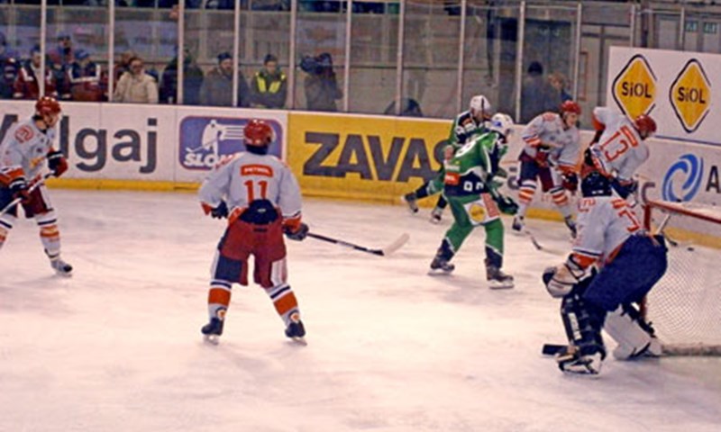Olimpija prejaka za Jesenice