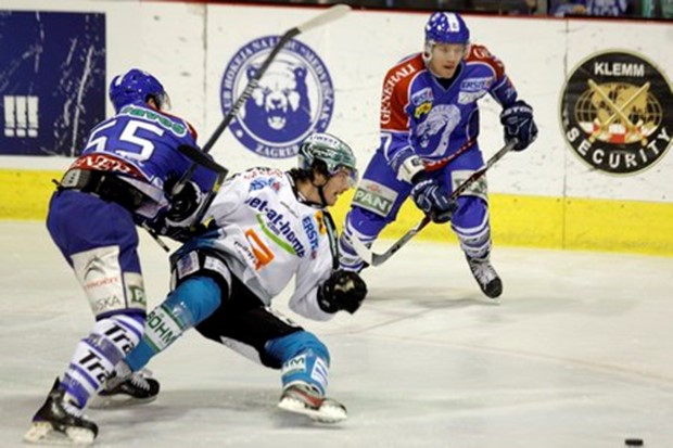 Penali za slavlje Medvjeda