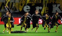 Kashiwa kroz dramu do Santosa